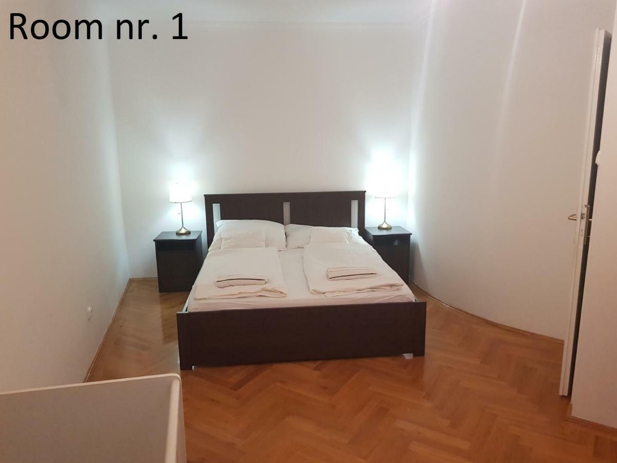Zoli Apartmanok-Zoli Koelcsey 19 Villa Hajduszoboszlo Exterior photo